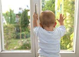 ПАМЯТКА для родителей по профилактике выпадения детей из окна «Обратите внимание!»