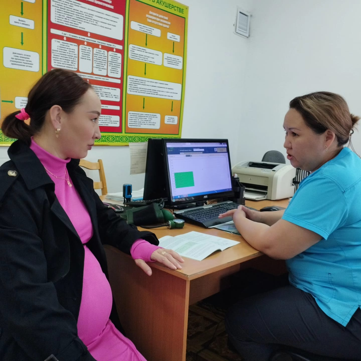 Акушерской службой Иртышской РБ были проведены индивидуальные тренинги с беременными женщинами по психологической подготовке к родам.